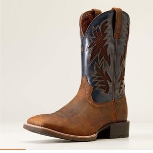 Ariat Men's Western Boots in Brown and Navy